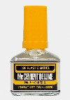 MR. CEMENT 40 ml. CEMENTO DE SECADO FUERTE Y RAPIDO. AROMA AMIGABLE. DE ALTA CALIDAD.